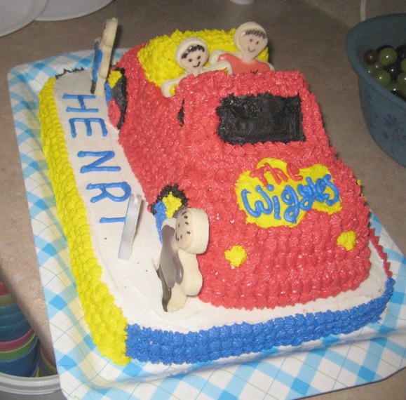 the wiggles big red car cake 07